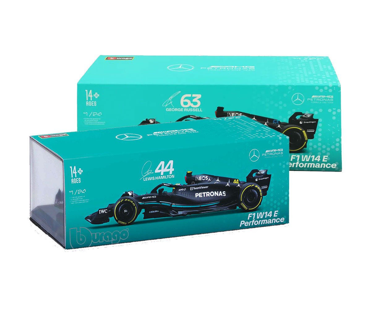 Bburago - модел на кола 1:24 - Mercedes-AMG F1 W14 E Performance (с каска)