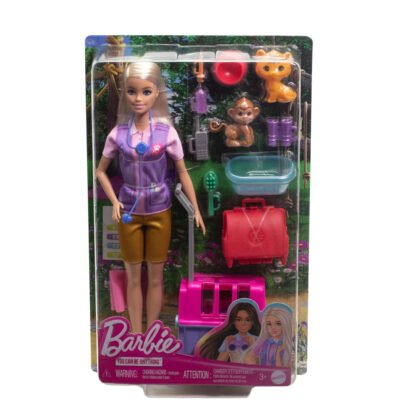 Barbie - комплект кукла Барби с животни