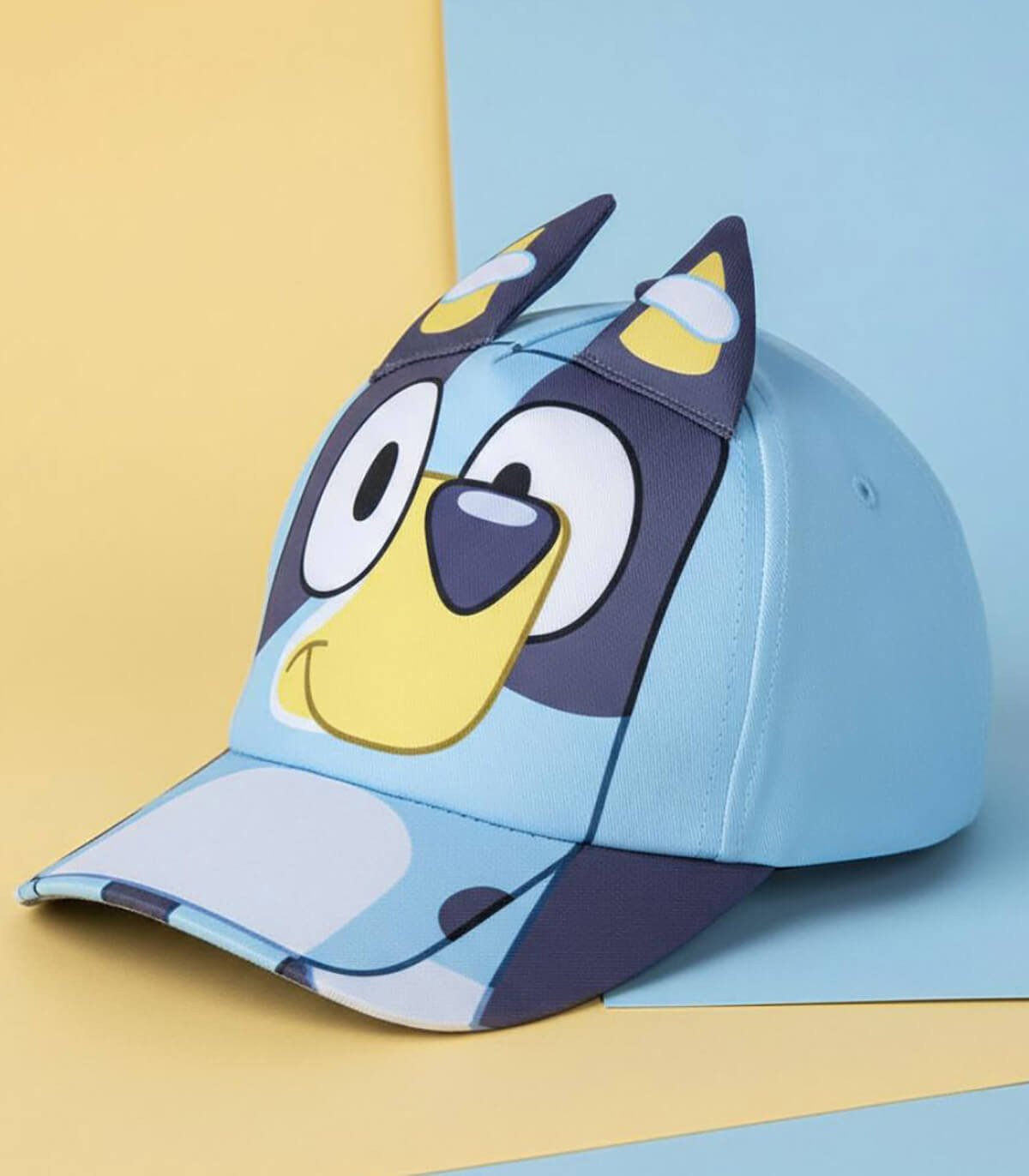 Детска шапка с козирка и апликация bluey 53 см - Image 2