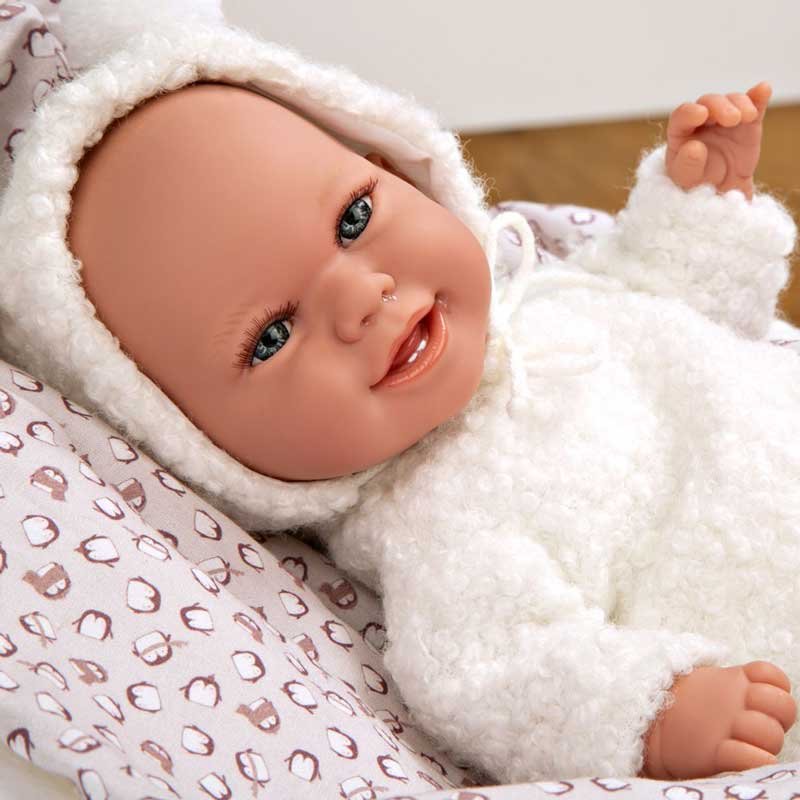 Кукла-бебе Беатрис с бял пухкав тоалет и одеяло, реално тегло - 35 см - Image 6