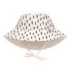 1433005442-36 Шапка Strokes white grey 19-36m.