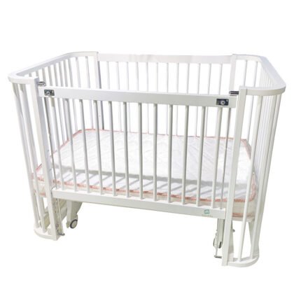 Дървена кошара + матрак BAMBINO 70х110х12 Бял