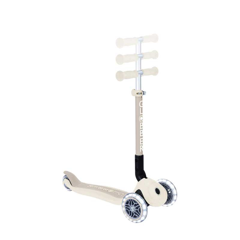 Сгъваема еко тротинетка с 3 колела GLOBBER JUNIOR FOLDABLE LIGHTS ECO - цвят кокос - Image 8
