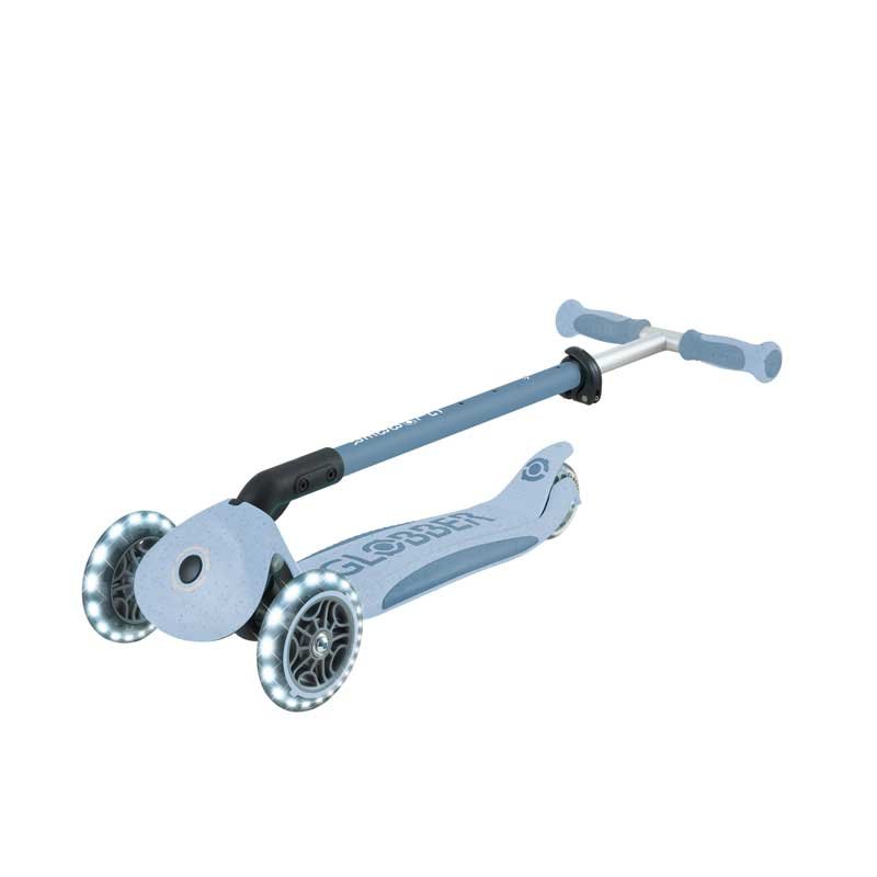 Тротинетка със седалка 5 в 1 GLOBBER GO UP DELUXE LIGHTS ECOLOGIC 360° - пастелно синя - Image 2