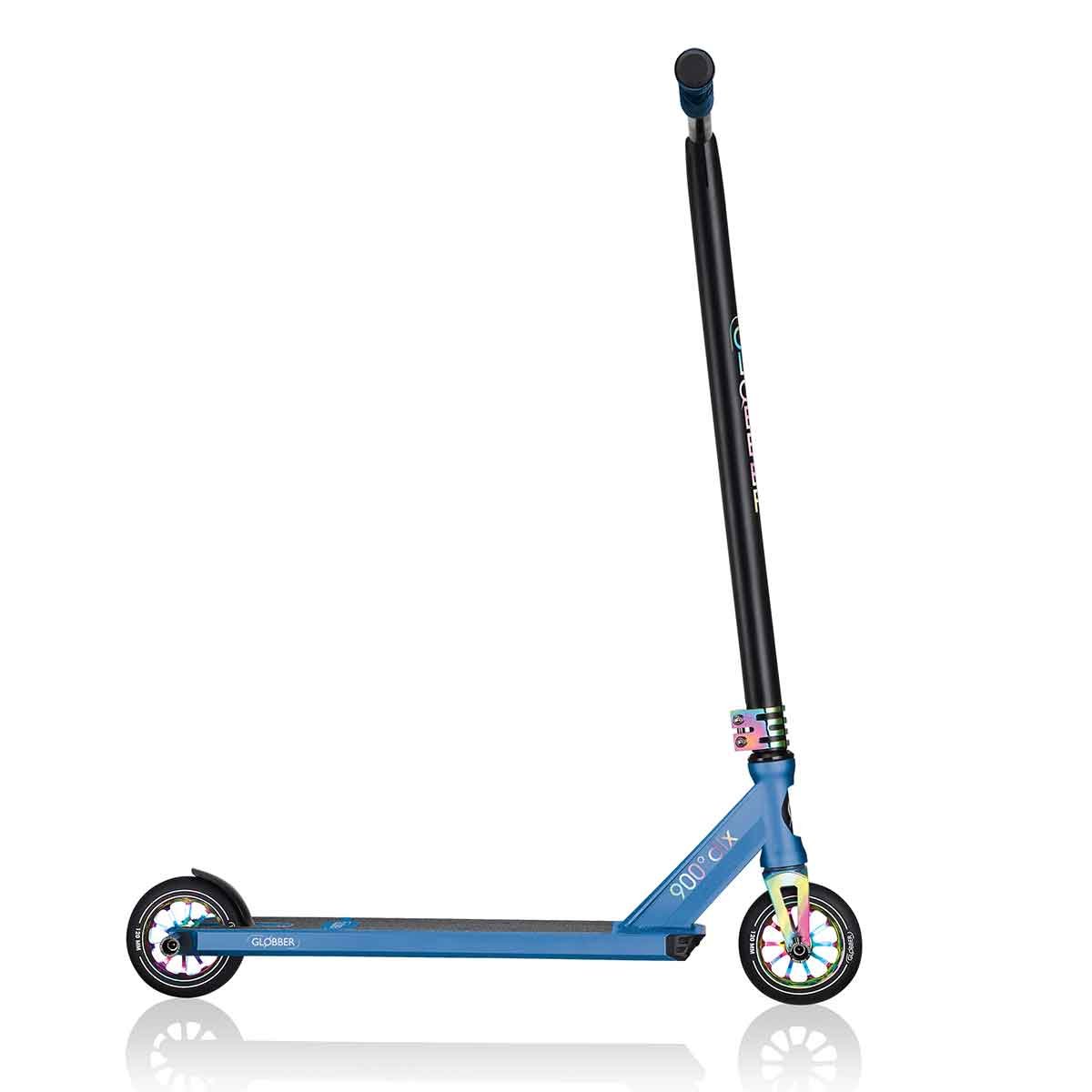 Ултраздрава фрийстайл тротинетка Globber GS 900 DELUXE - черна/синя - Image 4